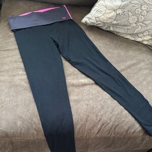 PINK Victoria's Secret Black and Pink Leggings
